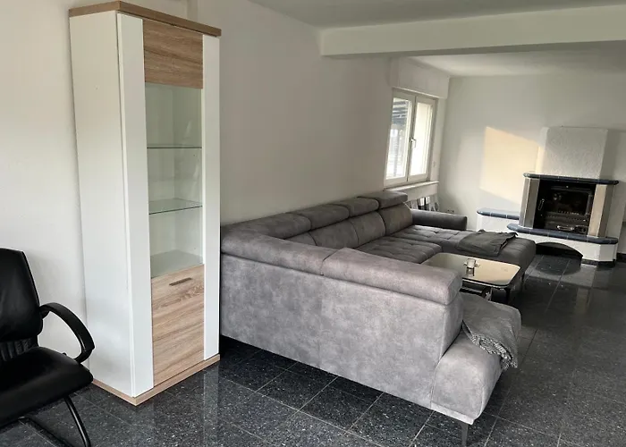 Gaestezimmer Im Haus Anna 홈스테이